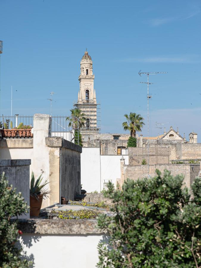 Palazzo Charlie Bed & Breakfast Lecce Exterior photo