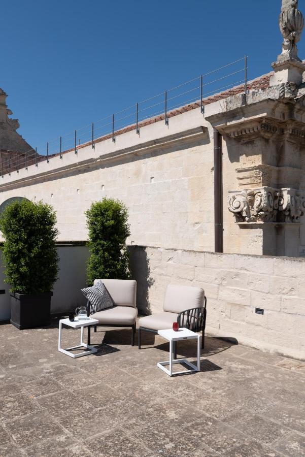 Palazzo Charlie Bed & Breakfast Lecce Exterior photo