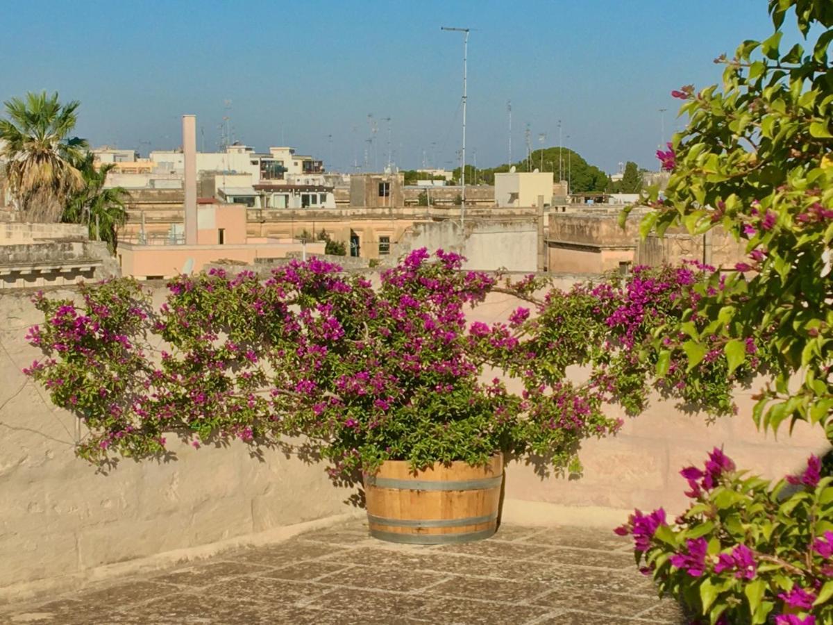 Palazzo Charlie Bed & Breakfast Lecce Exterior photo